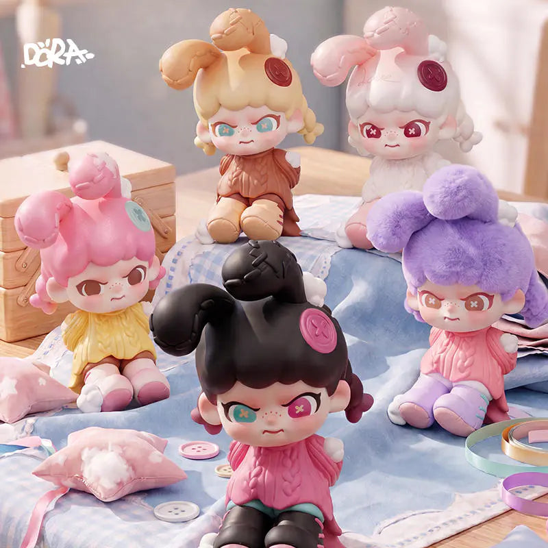 BABY DORA Quirky Cute Moments mini series figures