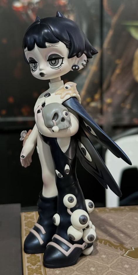 [Numbered Release #19] Dead Soul Garden "Evening - Monster" 20cm Resin Art Toy Figure – Limited Edition Alt Collectible