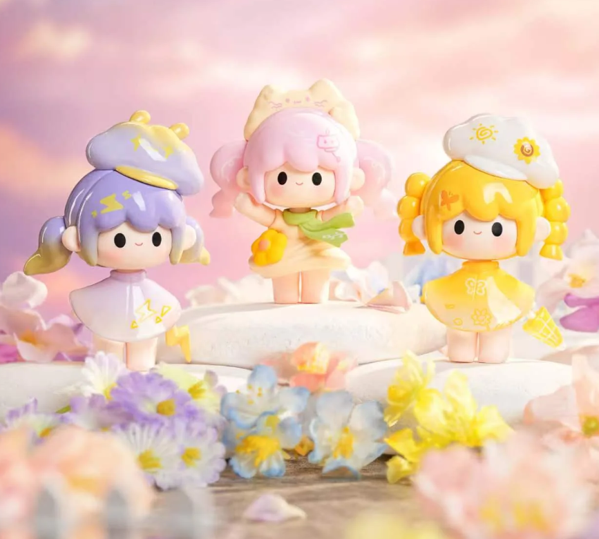 UUTOY Weather Collector Series Mini Blind Box – Pastel Sky Vinyl Figure